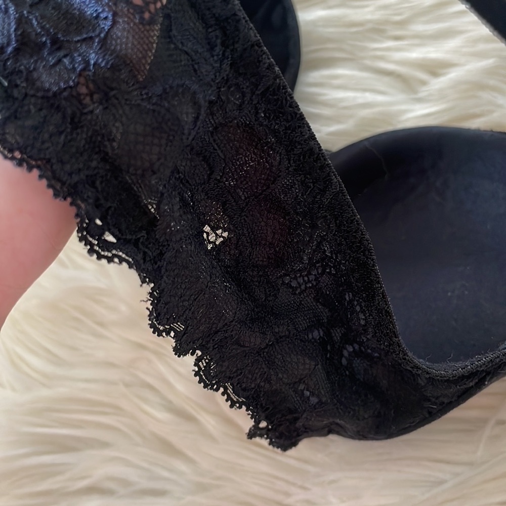 Adore me black criss cross back lacy detailed bra sz 34B front clasp padded - Picture 13 of 17